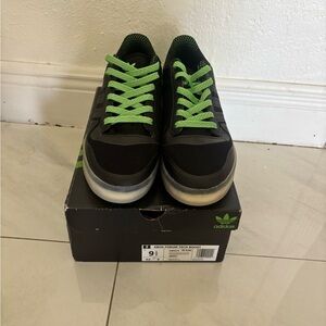 Adidas Men's Black and Green Xbox Sneakers